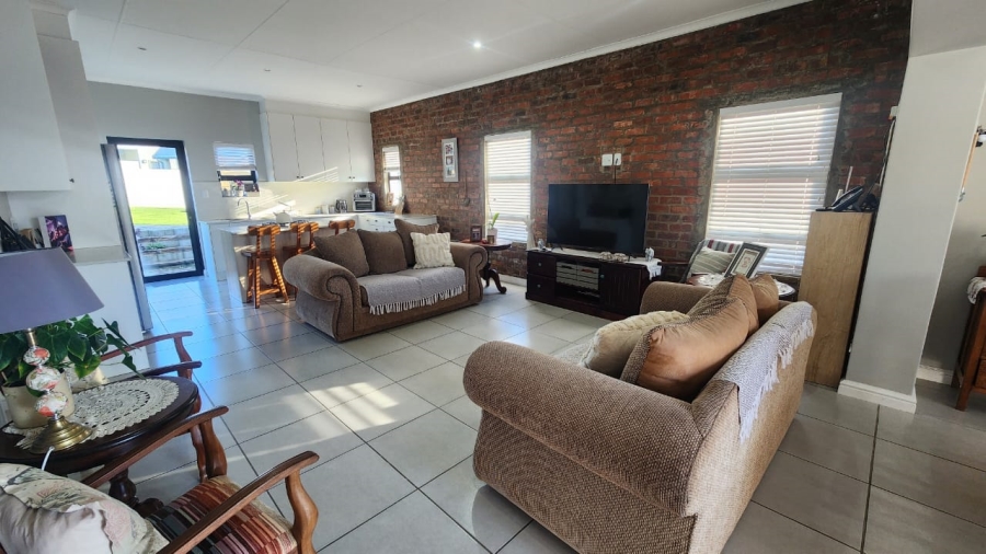 2 Bedroom Property for Sale in Blue Mountain Village Western Cape